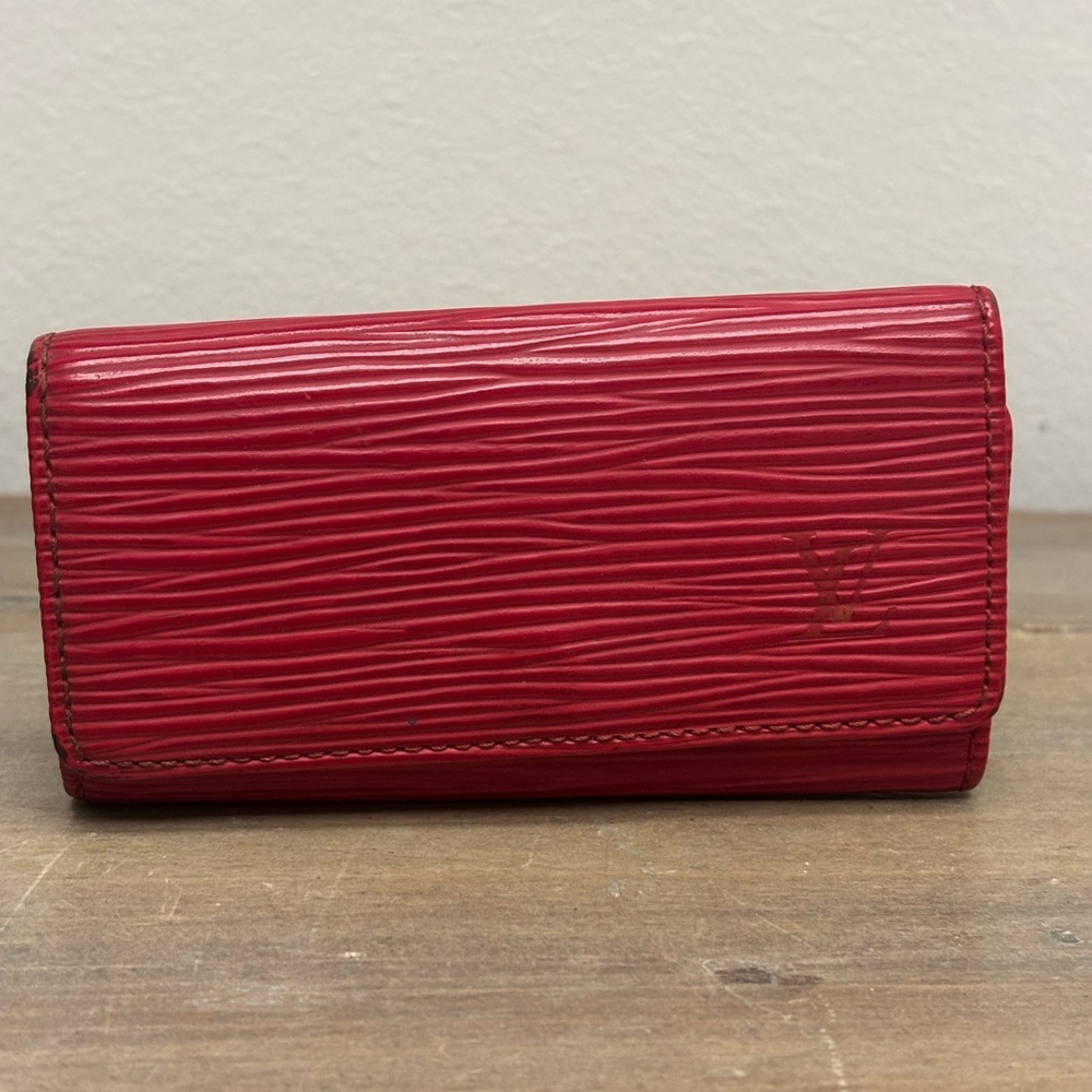 Louis Vuitton EPI Key card holder keychain, 4x2 inches